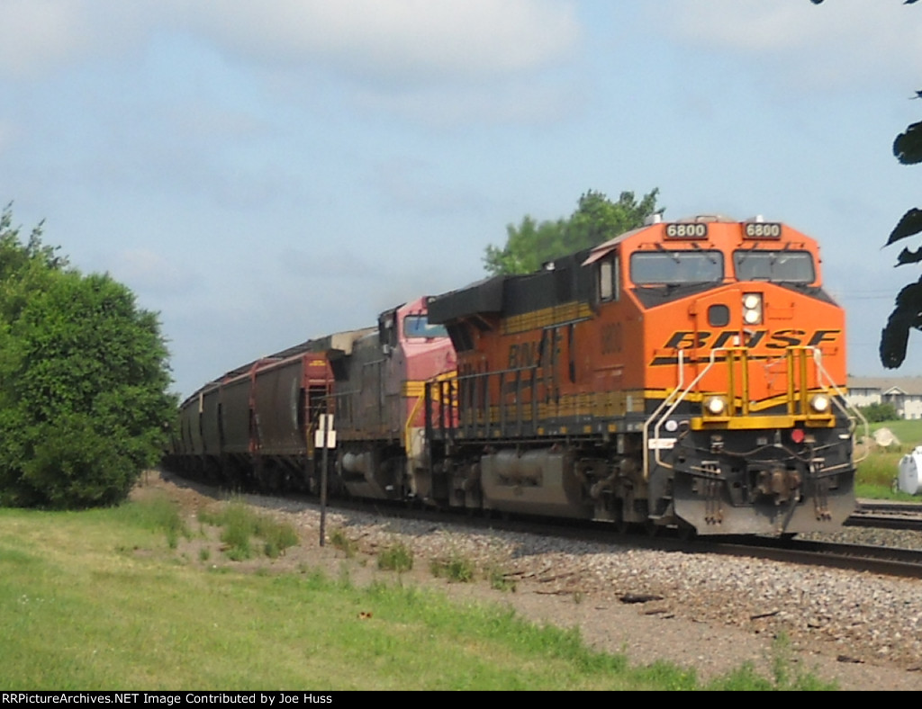 BNSF 6800 East